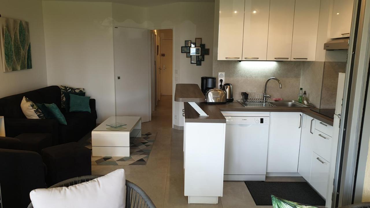 Garden And Beach Sea View Apartment Канны Экстерьер фото