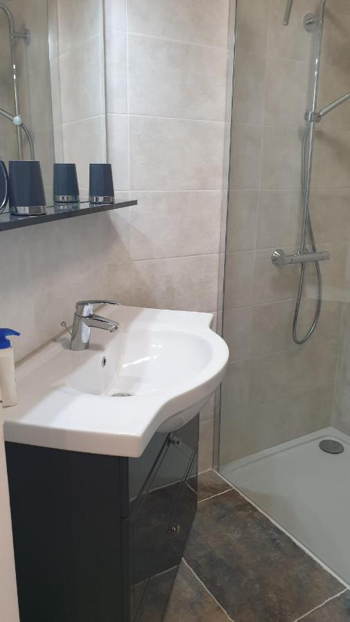 Garden And Beach Sea View Apartment Канны Экстерьер фото