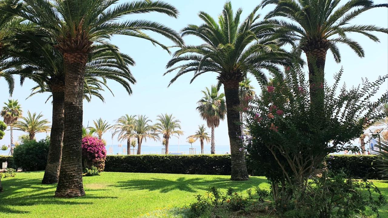 Garden And Beach Sea View Apartment Канны Экстерьер фото